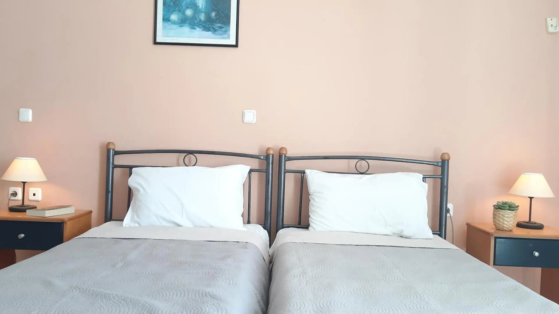 Aparthotel Casa De Blue Studios Lourdata